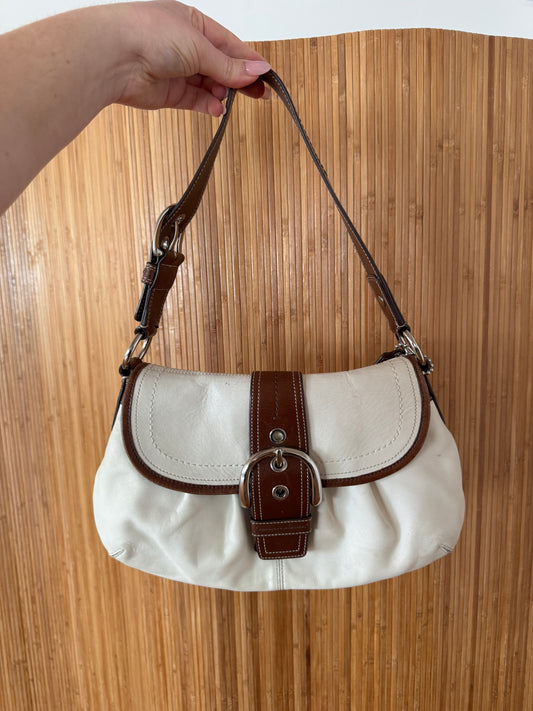 2010 Coach White Leather Shoulder Bag