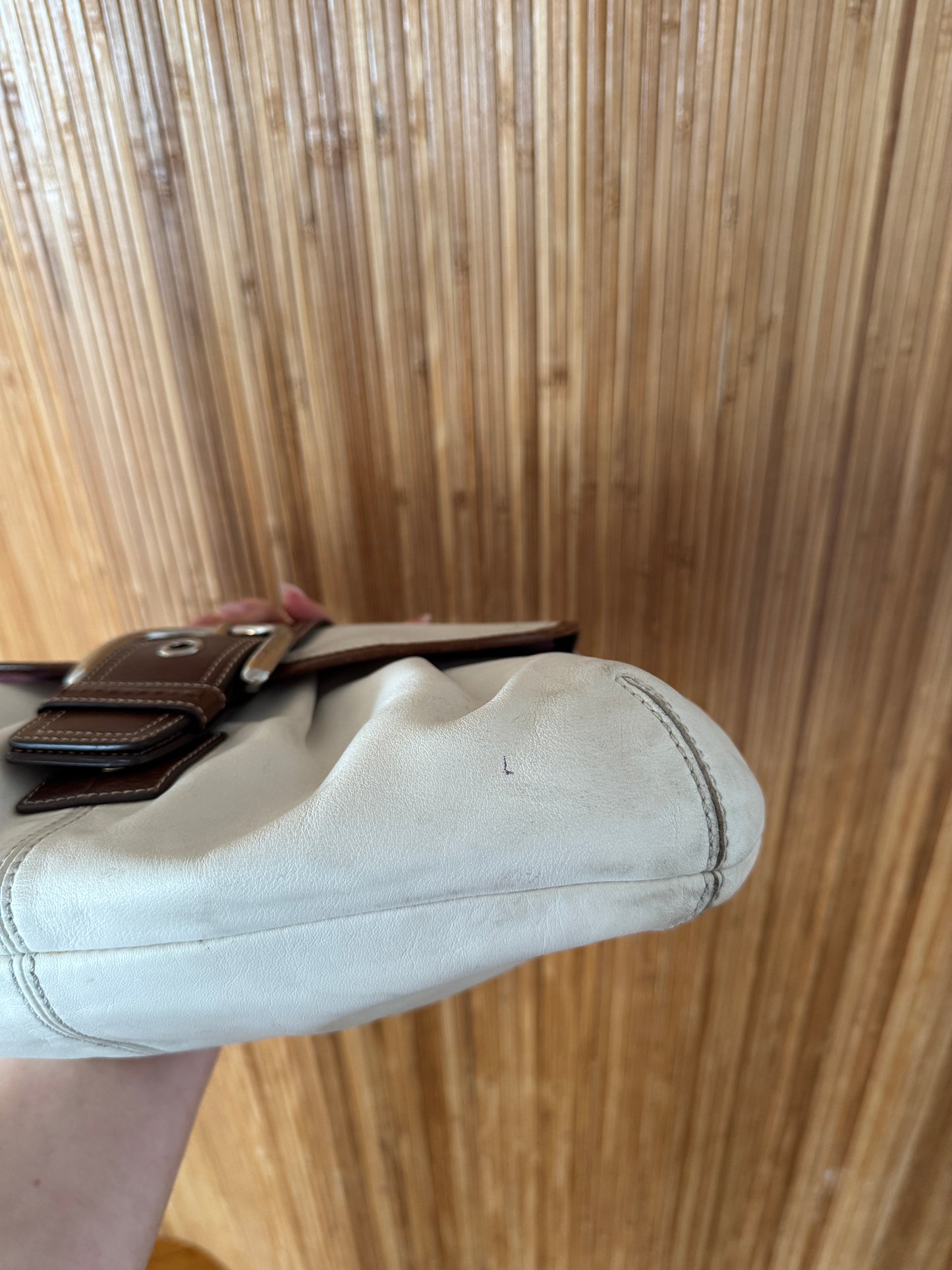 2010 Coach White Leather Shoulder Bag