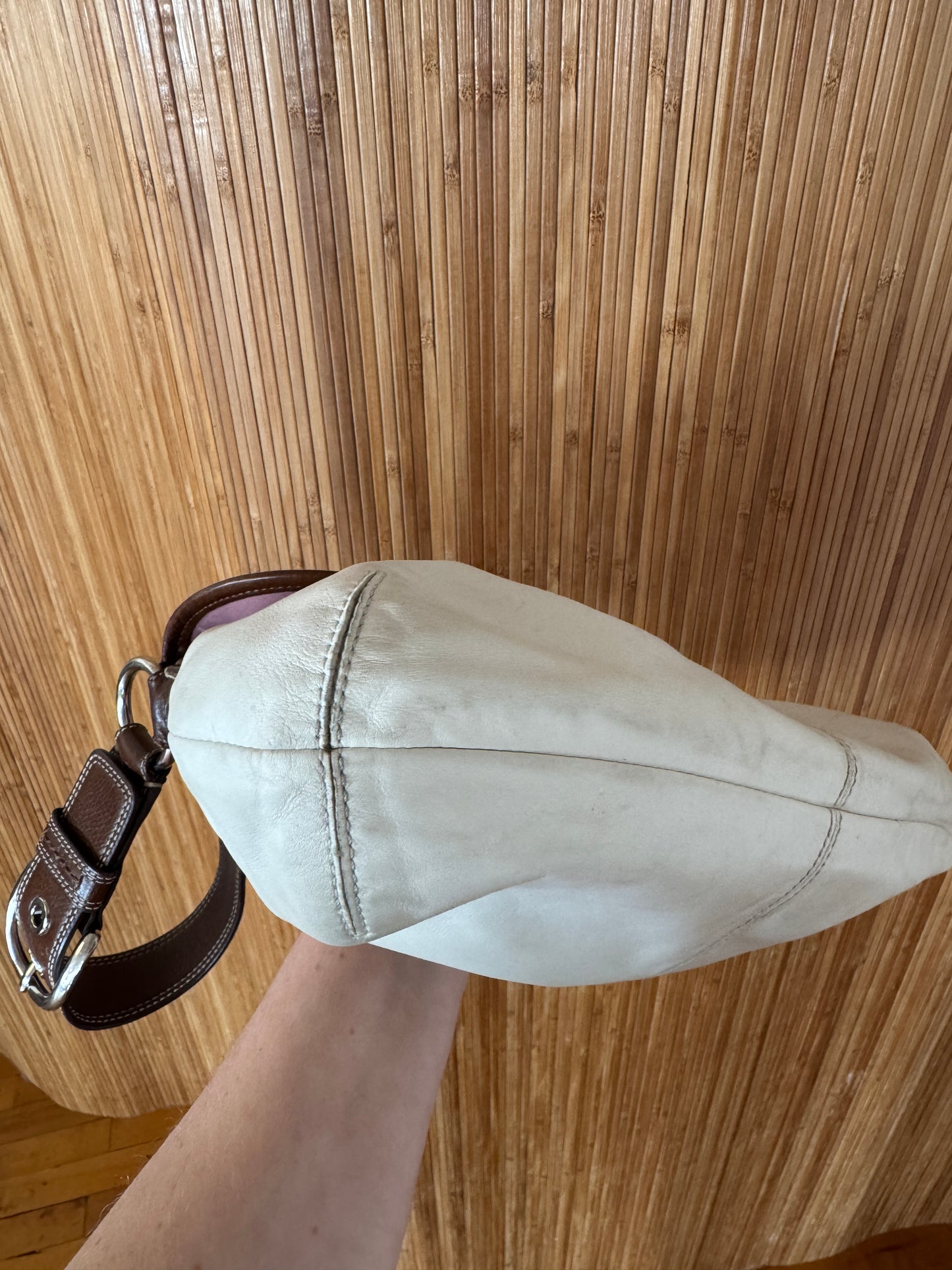 2010 Coach White Leather Shoulder Bag