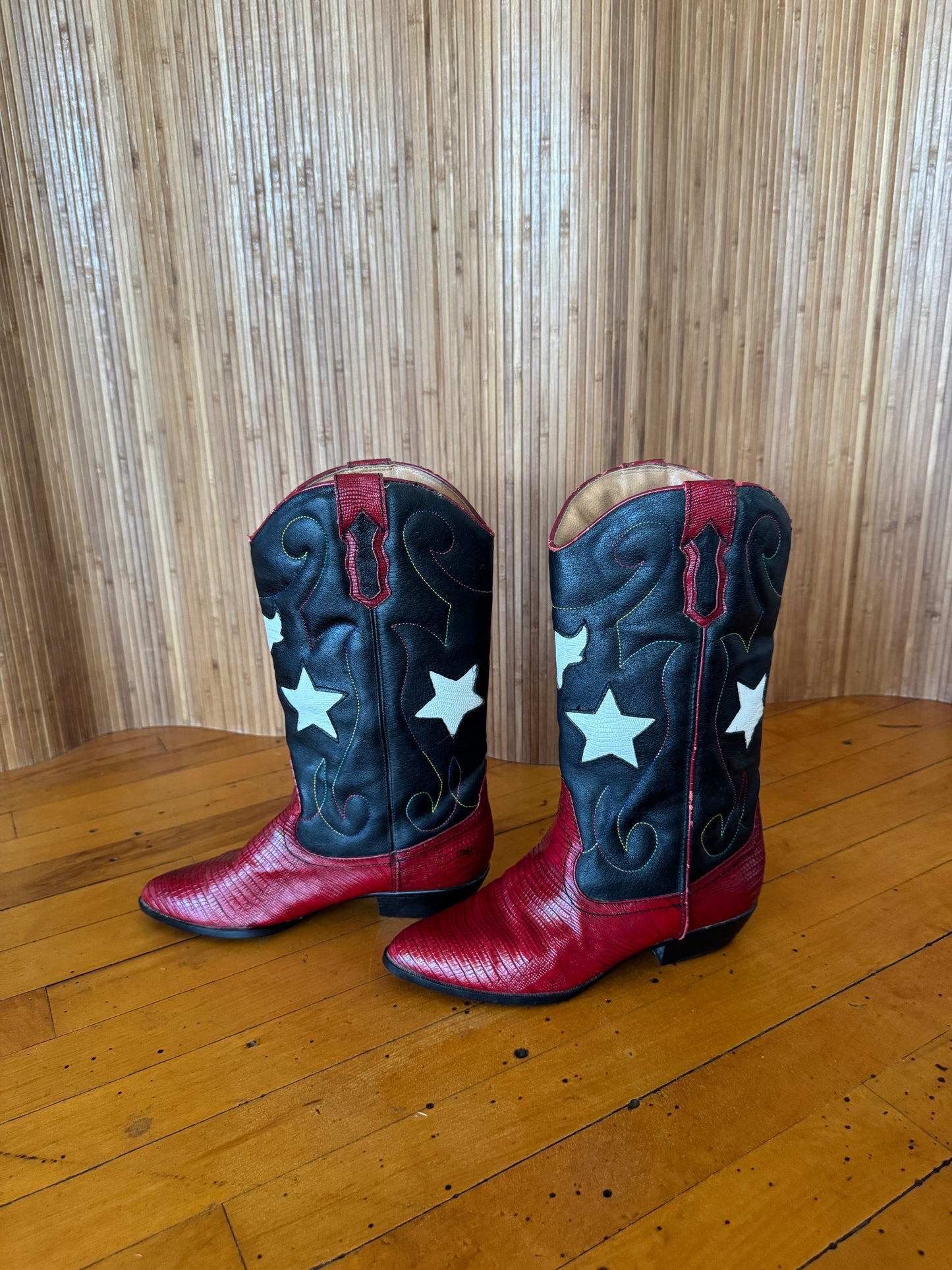 1980s Vintage Texas Star Cowboy Boots